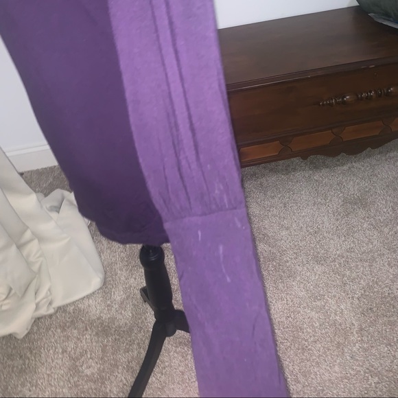 Banana Republic cowl neck top. Size S - Picture 4 of 9